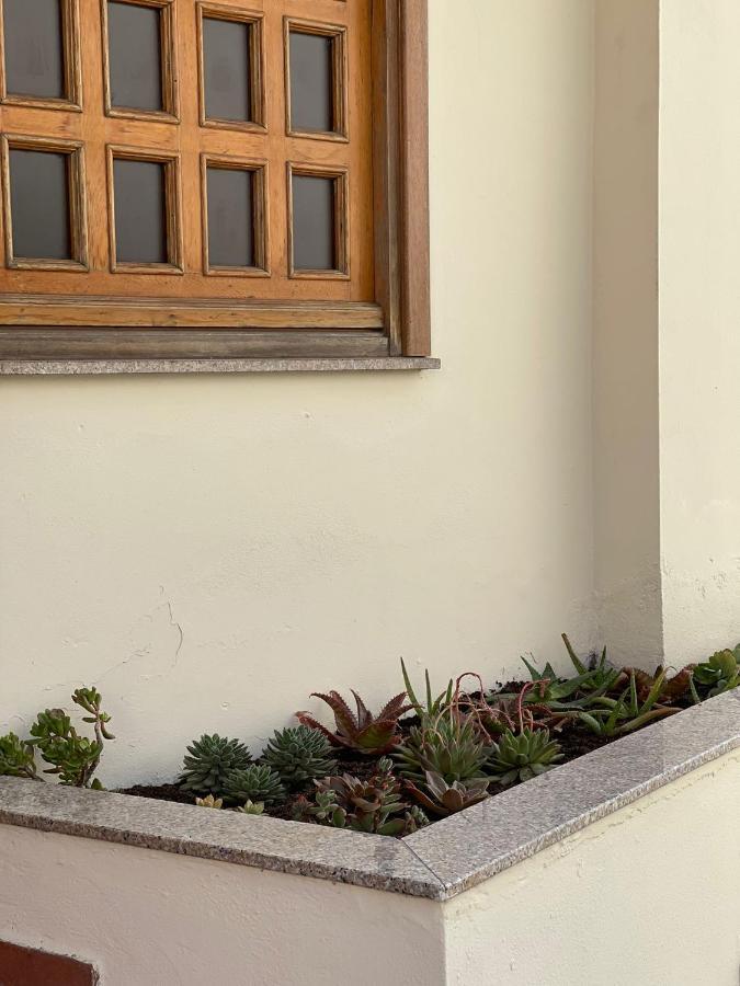 Casa Vacanze Sa Piazza Apartment Dorgali Exterior photo